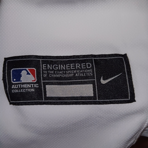 Arizona Diamondbacks Ketel Marte Autographed Jersey - Picture 5 of 9